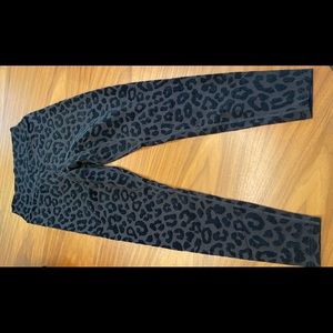 BALANCE ATHLETICA BLACK LUXE PANTHER LEGGING